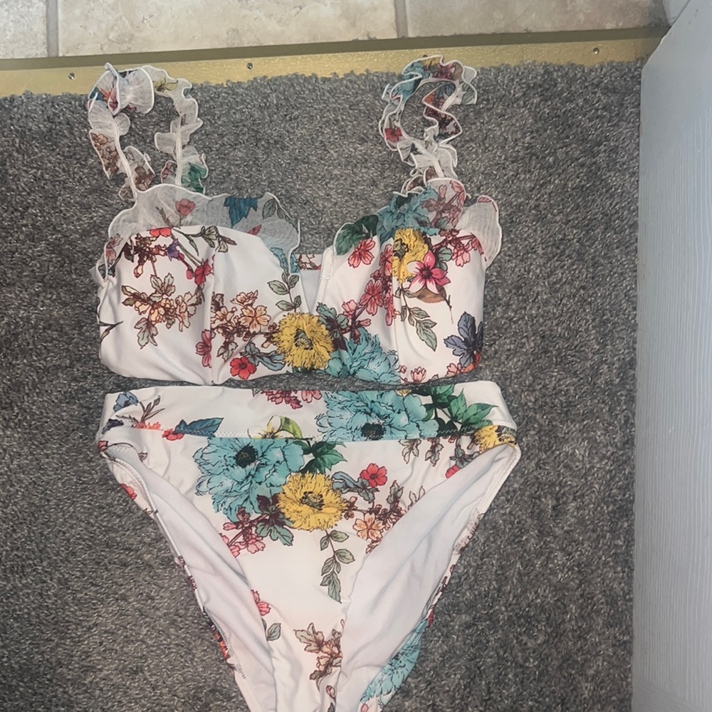 PilyQ floral bikini set